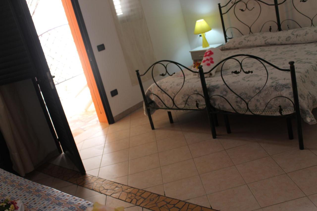 Amoru Bed & Breakfast Castro  Экстерьер фото