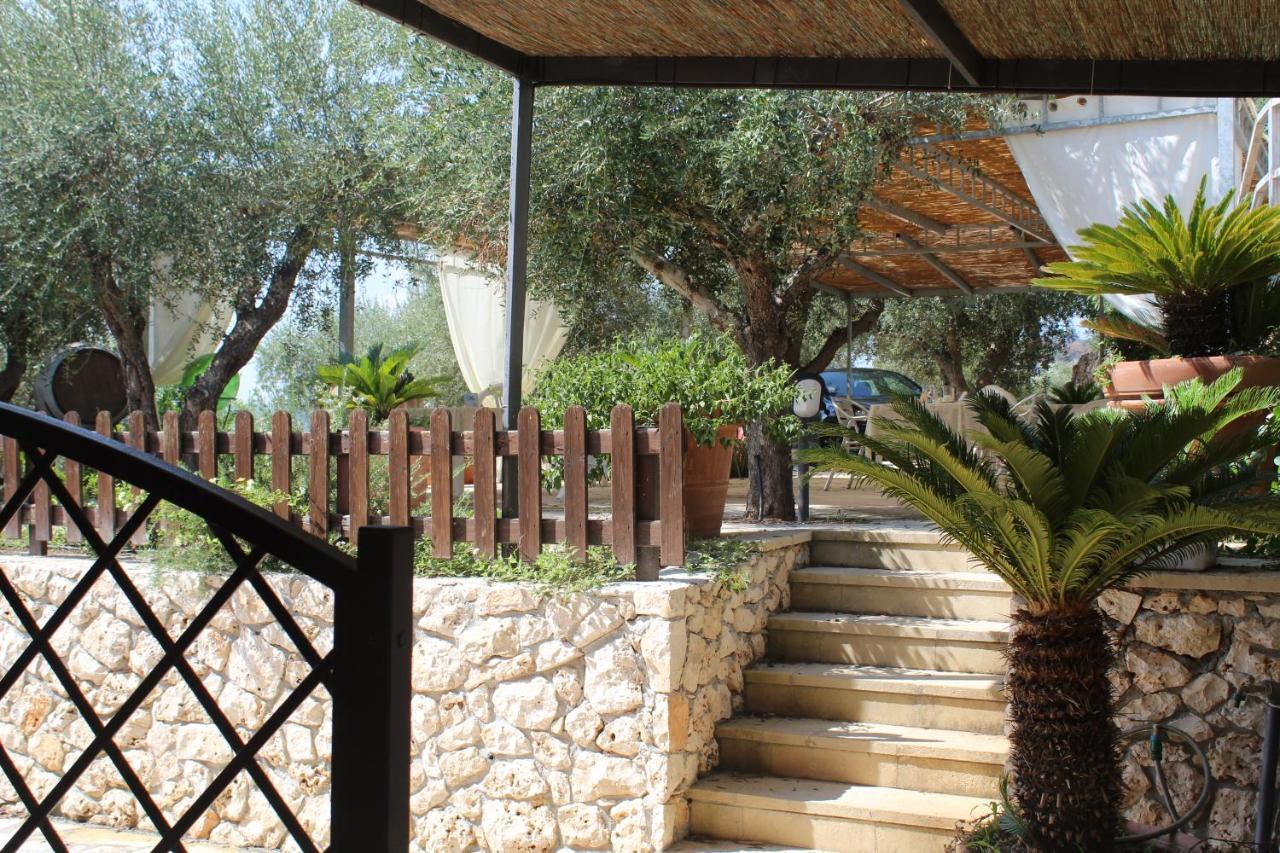 Amoru Bed & Breakfast Castro  Экстерьер фото